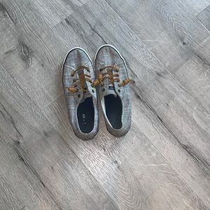 Sperry shoes